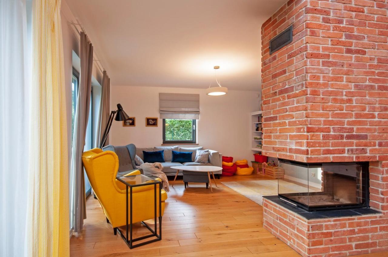 Wiselka Holiday House-1,2Km To The Beach; 5 Bedrooms, 3 Bahrooms; Fire Place. Private Sauna! Kültér fotó