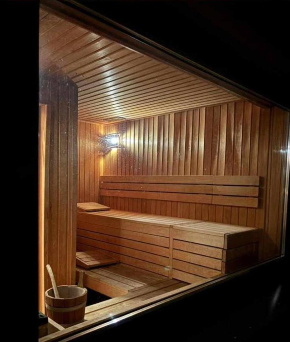 Wiselka Holiday House-1,2Km To The Beach; 5 Bedrooms, 3 Bahrooms; Fire Place. Private Sauna! Kültér fotó