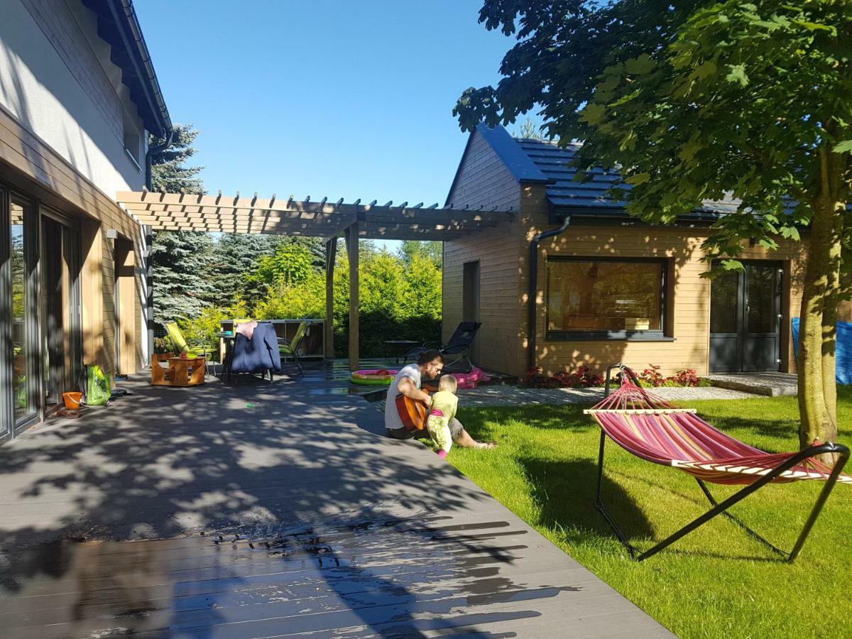 Wiselka Holiday House-1,2Km To The Beach; 5 Bedrooms, 3 Bahrooms; Fire Place. Private Sauna! Kültér fotó